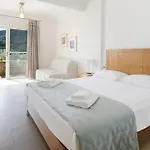 Aparthotel Rouda Village 4*