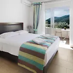 Aparthotel Rouda Village Mikros Gialos
