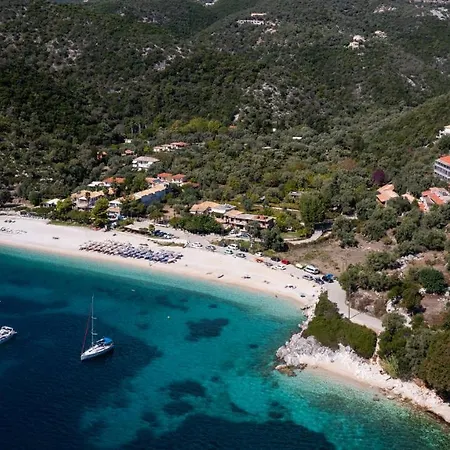 Aparthotel Rouda Village 4*
