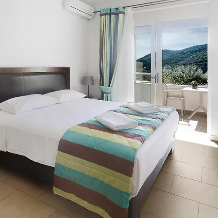 Aparthotel Rouda Village Mikros Gialos