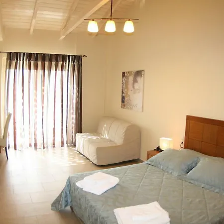Rouda Village 4* Mikros Gialos