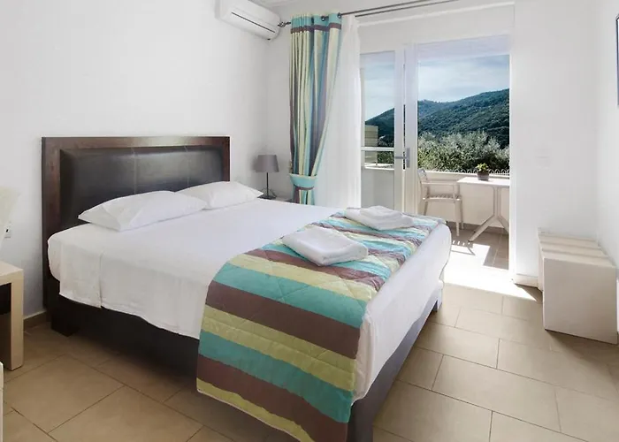 Hotel de apartamente Rouda Village Mikros Gialos
